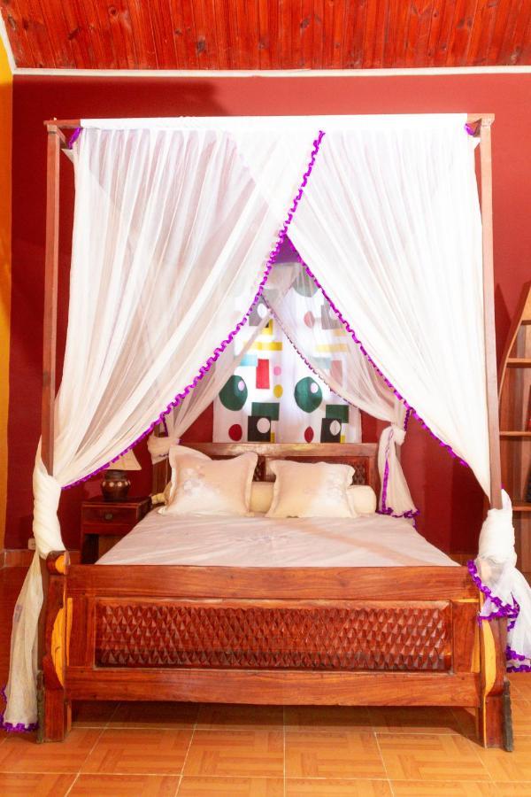 Bohobe Naboty Bed & Breakfast Toliara Eksteriør bilde